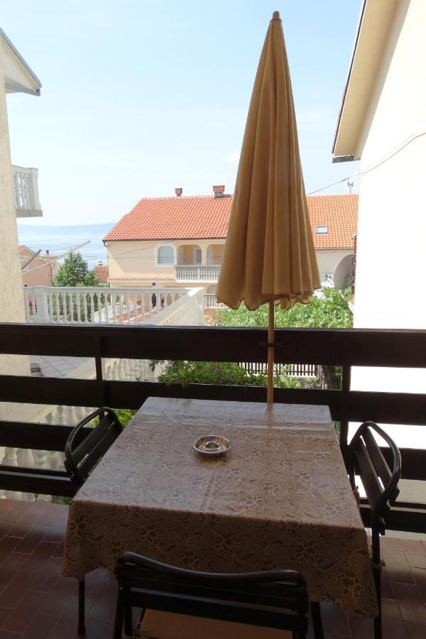 Apartmani Crikvenica 30080 - Libuska Bilik gambar